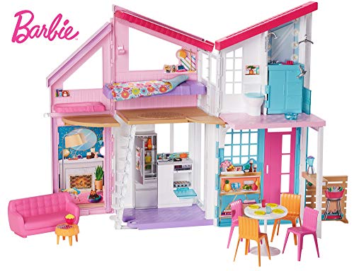 Barbie Casa de Muñecas Malibú - Casa Transformable de 2 Plantas con 6 Habitaciones - Más de 25 Piezas - Ancho: 60 cm - Regalo para Niños de 3+ Años