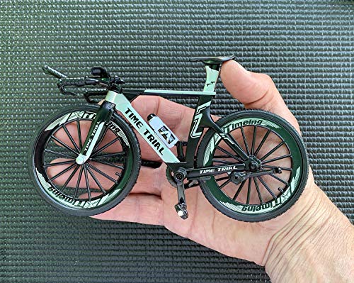 BicycleCrazy Figura de bicicleta en miniatura (escala 1:10), diseño de triatlón, color plateado