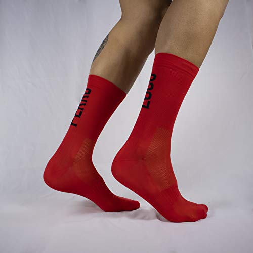 Calcetines Ciclismo Ultra Finos Compresivos Verano Transpirables Antibacterianos Compresión. Diseñados en Murcia. Fabricados en España. Ultralight. (Rojo, 43-45)