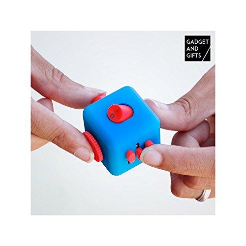OOTB 61/6622 plástico de dedos de Cube, color surtido
