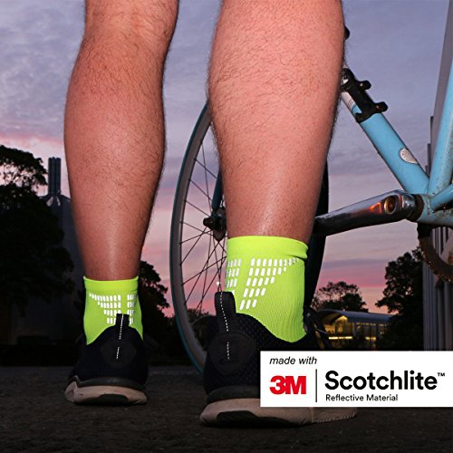 Salzmann 3M Calcetines Deportivos Reflectantes de Alta Visibilidad - Hecho con 3M Scotchlite - 2 Pares