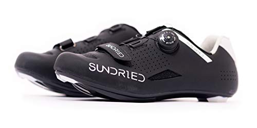 SUNDRIED Hombres Pro Zapatos Bici del Camino de Uso con Grapas del MTB, Spin Cycle, Cubierta equitación Ciclismo de Carretera (Reino Unido 9, Negro)