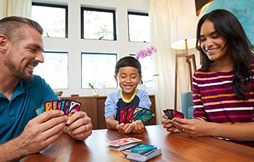 UNO FLIP - Juego de Cartas Familiar - 112 Cartas Doble Cara - Fomenta la Estrategia - Versión Competitiva - Regalo para Niños de 7+ Años y Adultos