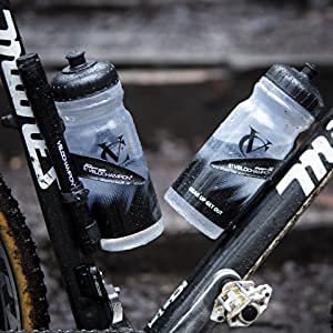 VeloChampion Portabidón de Agua de Fibra de Carbono con Acabado en Negro Mate 3K, Incluye los Pernos; para Bicicletas de Carretera, MTB o híbridas.