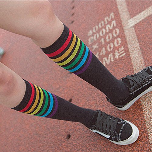 VJGOAL Mujeres de moda casual color sólido Muslo Calcetines altos Sobre la rodilla Rainbow Stripe Girls Fútbol Calcetines deportivos(Un tamaño,Negro)