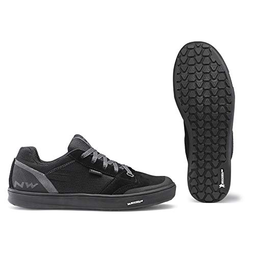 Zapatillas de Ciclismo para Carretera Tribe - Color Negro y Gris - Talla 42 - Zapatillas para Bicicleta MTB con Buen Agarre en los Pedales y Resistente a la Abrasión en la Punta- Northwave