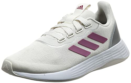 adidas QT Racer Sport, Sneaker Mujer, Chalk White/Cherry Metallic/Silver Metallic, 38 2/3 EU