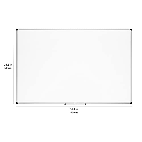 Amazon Basics - Pizarra blanca magnética con bandeja para rotuladores y marco de aluminio, 60 x 90 cm