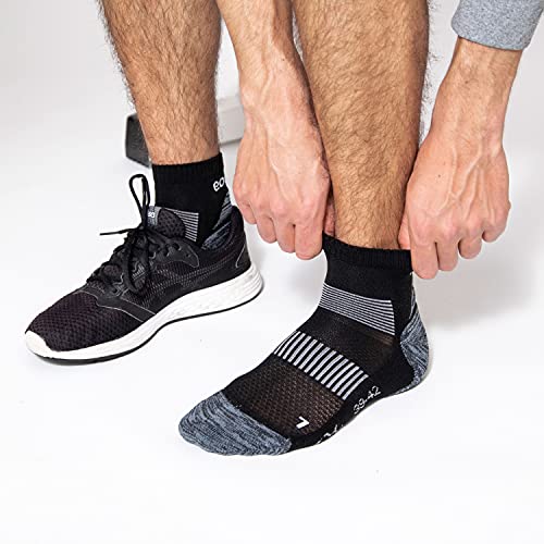 Amazon Brand - Eono - Calcetines Deportivos De Running (3-Pack), Hombre y Mujer, Calcetines Para Fitness, Running, Jogging, Triatlón, Color: Negro-Gris, Talla: UK 9-12, EU 43-46