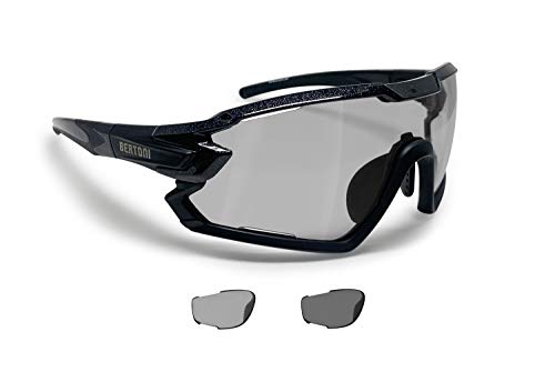 BERTONI Gafas Ciclismo Running MTB Esquí Tennis Padel Polaridas Fotocromaticas Mod. Quasar (Negro/Fotocromaticas Polarizadas)