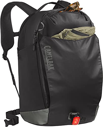 CAMELBAK Mochila de hidratación Unisex H.A.W.G. Commute de 30 onzas, Color Negro