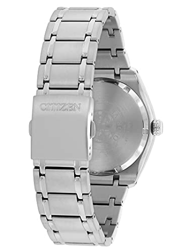 Citizen Super Titanium - Reloj de Cuarzo para Hombre, con Correa de Titanio, Color Plateado