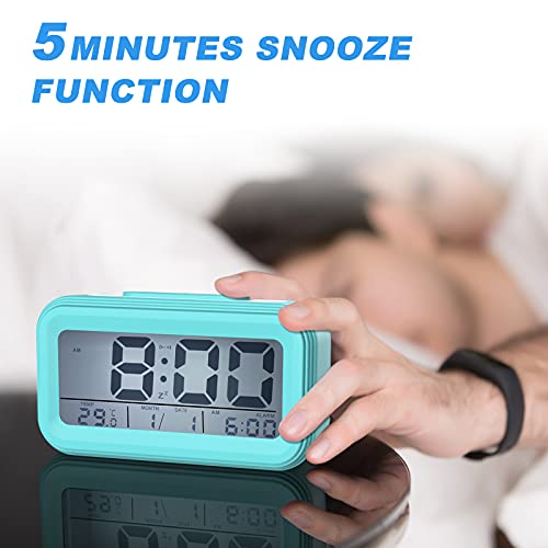 Coolzon Despertador Digital, Alarma Reloj Despertador Pilas para Infantil Niño Adulto, Despertador de Viaje Silencioso con Pantalla LED Calendario Temperatura Función Snooze Luz Nocturna, Azul