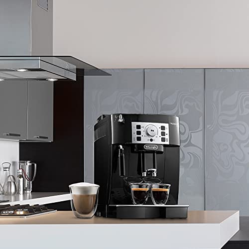 De'Longhi Perfetto Magnifica S - Cafetera Superautomática con 15 Bares de Presión, para Espresso y Cappuccino, 13 Programas Ajustables, Sistema de Auto-limpieza, ECAM 22.110.B, Negra 35 x 24 x 43 cm