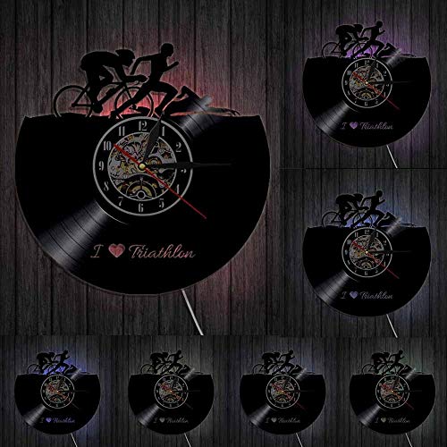 Deportes Natación Correr Ciclismo Vinilo Record Reloj hecho a mano Deportes Amantes Regalos Vintage Atleta Decoración del hogar Triatlón Reloj de pared con LED