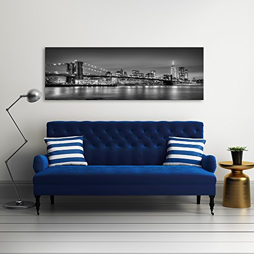 Feeby Frames, Cuadro de pared, Cuadro decorativo, Cuadro impreso, Cuadro Deco Panel, Panorámico 40x118 cm, BLANCO, RASCACIELOS, EDIFICIOS, ARQUITECTURA, AGUA, NEGRO Y EL PUENTE DE BROOKLYN, NUEVA YORK