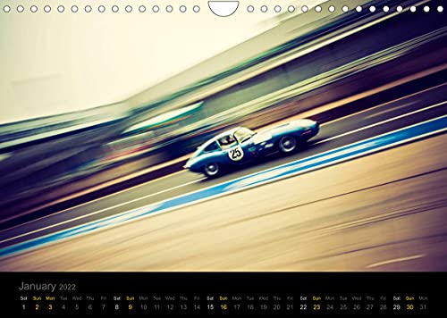 Jaguar E-Type - On Track (Wall Calendar 2022 DIN A4 Landscape): Jaguar E-Type race cars on the race track (Monthly calendar, 14 pages )