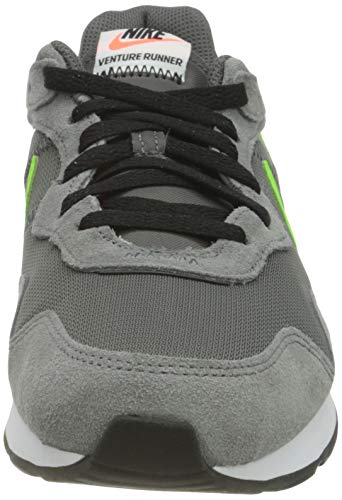 Nike Venture Runner, Sneaker Hombre, Iron Grey/Electric Green-Particle Grey-White-Hyper Crimson-Black, 45 EU
