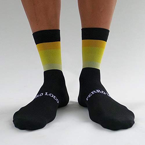 PERRO LOCO CLOTHES Calcetines de Ciclismo Edición Limitada. Hechos en España. Calcetines para Bici. (Widow Amarillo, 46-48)