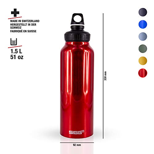 SIGG WMB Traveller Red Botella cantimplora (1.5 L), botella con tapa hermética sin sustancias nocivas, botella de aluminio ligera