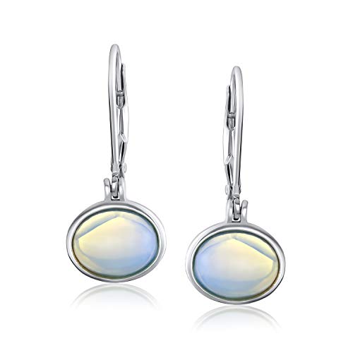 Simple simple iridiscente blanco arco iris moonstone ovalada bezel set leverback drop pendientes para mujeres adolescentes 925 plata de ley 7MM