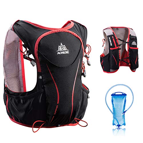 TRIWONDER Mochila de Hidratación Ligero 5L Superior Chaleco para Trail Running Ciclismo Marathoner Profesional Hombre Mujer (Negro (S-M) - con 1.5L vejiga de Agua)