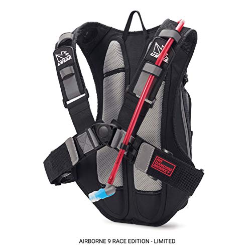 USWE Airborne 9L Limited Race Edition, paquete de hidratación con bolsa de agua de 3,0 l/100 onzas, gris y negro