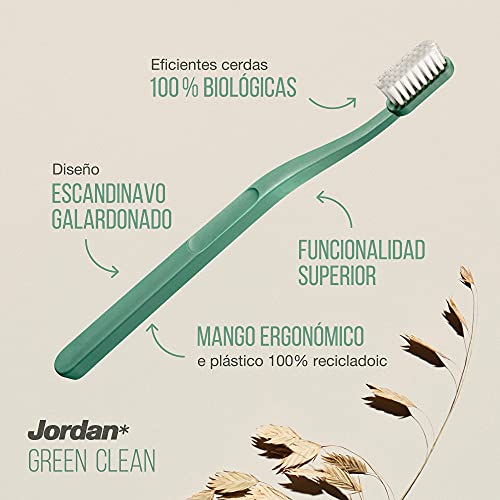 Jordan ® | Cepillo de dientes manual Green Clean | Cepillo de dientes sostenible fabricado con materiales reciclados | Diseño escandinavo | Cerdas suaves | Color aleatorio | Pack 4 Unidades