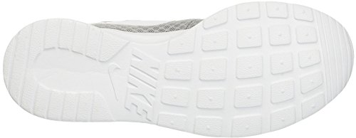 Nike Tanjun, Zapatillas de Running para Mujer, Gris (Wolf Grey/White), 39 EU