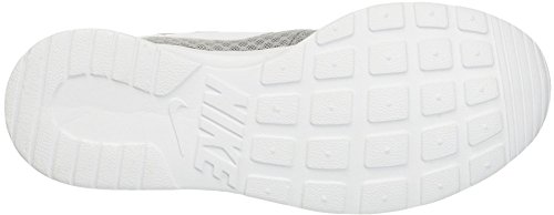 Nike Tanjun, Zapatillas de Running para Mujer, Gris (Wolf Grey/White), 39 EU