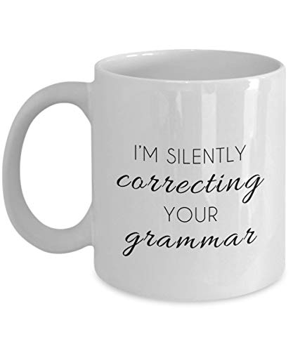 Rael Esthe Estoy corrigiendo silenciosamente tu taza de gramática, taza divertida, taza de gramática, policía de la gramática, tu taza de gramática, regalo de maestro, regalo de gramática, taza de ing