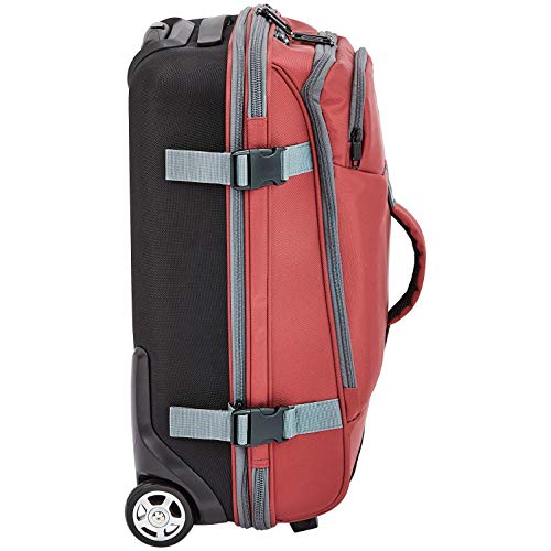 Amazon Basics - Bolsa de viaje con ruedas, pequeña, Rojo
