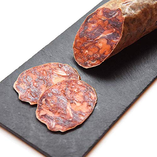 Chorizo Ibérico de Bellota Leoncio Elaboración Tradicional y Curación en Bodega. Pieza de 1400 gramos Envasada al Vacío - Incluye Cuña Degustación Queso de Oveja Curado de REGALO