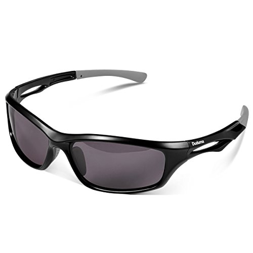Duduma Gafas de Sol Deportivas Polarizadas Para Hombre Perfectas Para Esquiar Golf Correr Ciclismo TR90 Súper Liviana Para Hombre y Para Mujer (marco negro con lente negro)