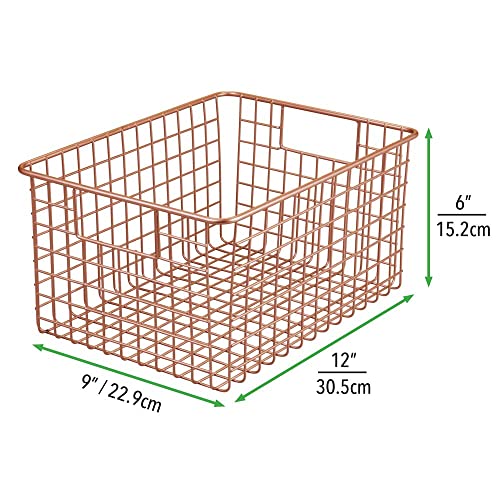 mDesign Cesta de metal multiusos – Versátil organizador de cocina, despensa y más – 30,5 cm x 22,9 cm x 15,2 cm – Cestas organizadoras universales de rejilla metálica con asas – juego de 4 – cobre