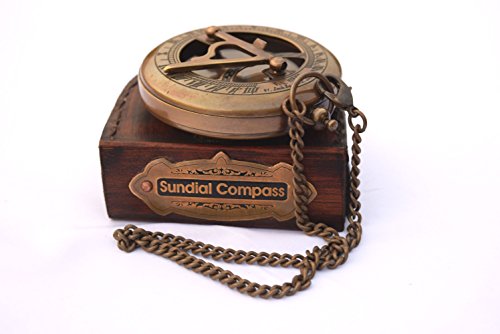 NEOVIVID Brújula de latón con funda de cuero y cadena – brújula abierta – accesorio Steampunk – acabado anticuado – hermoso regalo hecho a mano – reloj de sol