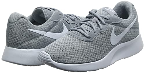 Nike Tanjun, Zapatillas de Correr Hombre, Gris (Wolf Grey/White), 42.5 EU