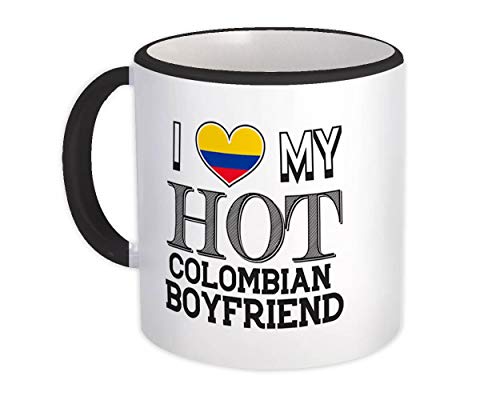 Amo a mi novio colombiano caliente : Taza de Regalo : Colombia Bandera País San Valentín - Blanco con mango negro