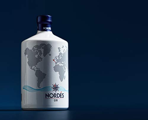 Ginebra Premium nacional Nordés Gin - Pack Exclusivo Vaso cristal transparente Nordés de regalo,70 cl