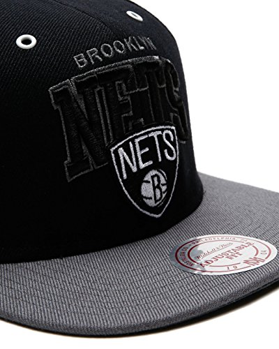 Mitchell & Ness Brooklyn Nets BGW2 - Zapatillas de deporte, color negro y gris
