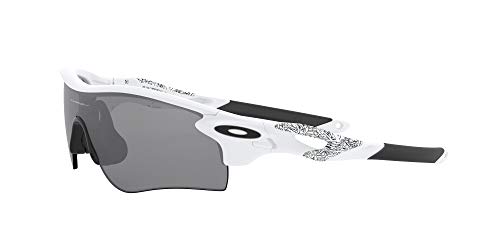 Oakley Men's Radarlock Path (a) Non-Polarized Iridium Wrap Sunglasses, Matte White, 38 mm