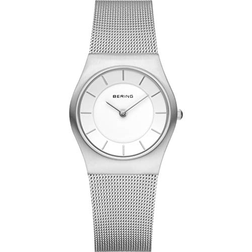 BERING Reloj Analógico Classic Collection para Mujer de Cuarzo con Correa en Acero Inoxidable y Cristal de Zafiro 11930-001