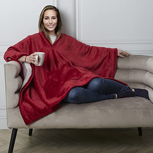 Manta- Poncho Polar para los días fríos del Invierno de Franela con Interior Sherpa con Bolsillo Frontal para el móvil y/o el Mando de la Tele | Talla única 130x170 cm, Color Rojo