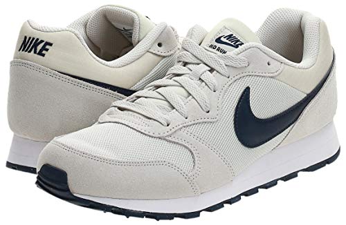 NIKE MD Runner 2 Shoe Zapatillas de Running, Unisex niños, Gris (Light Bone/Obsidian 009), 44 EU