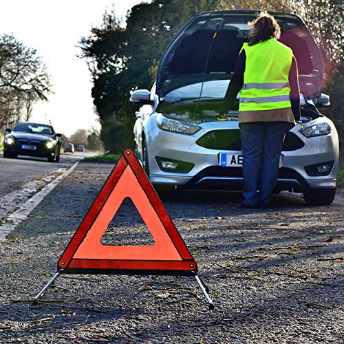 AA AA5465 - Kit de Viaje para Conducir por Francia, con Alcoholímetros, Triángulo de Emergencia, Insignia de GB, Conversores para Faros de Coche y Chaleco Reflectante, Cumple con las Normativas