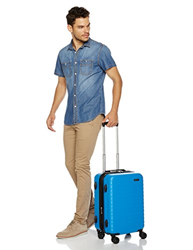 Amazon Basics - Maleta de viaje rígida giratori - 55 cm, Tamaño de cabina, Azul claro