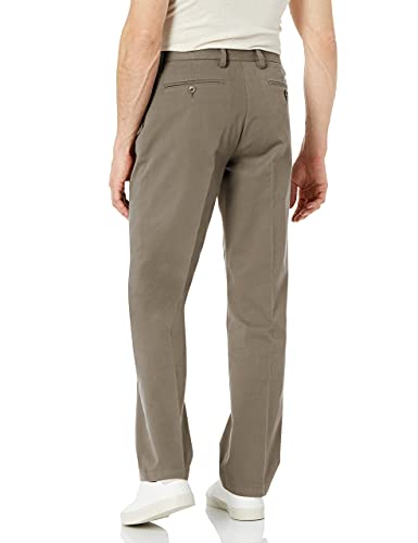 Amazon Essentials Classic-Fit Wrinkle-Resistant Pleated Chino Pant Pantalones, Gris (Taupe), W33/L29