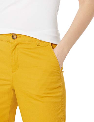 Amazon Essentials Pantalón Chino de Pierna Recta de Corte Completo con Curvas, Amarillo Oscuro, 46