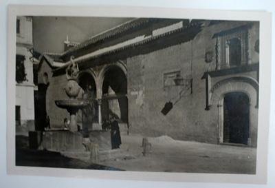 Antigua postal fotográfica. Antique photographic post card. CORDOBA - Plaza del Potro y Museo Provincial de Bellas Artes