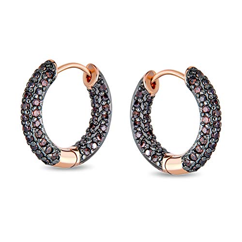 Fiesta formal marrón Pave CZ Inside Out Pequeño tubo Huggie aro pendientes para las mujeres cúbicos Zirconia chocolate rosa oro negro chapado .75 pulgadas de diámetro